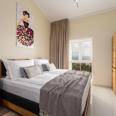 Casa vacanze Angel Marie In A Calm Location With Sea-view *